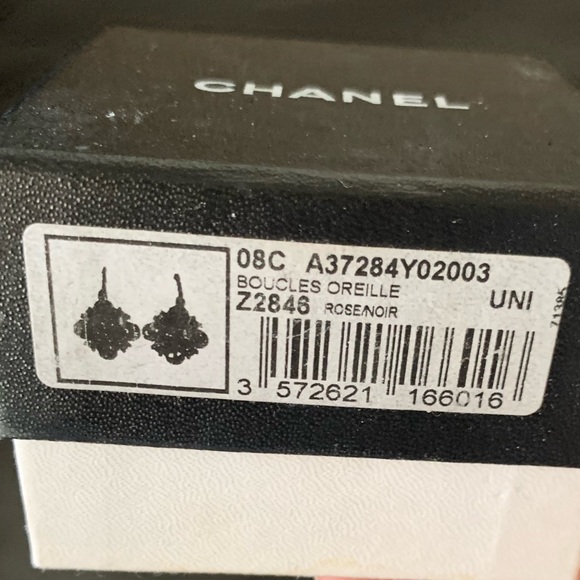 2008 Chanel earrings - Picture 3 of 3